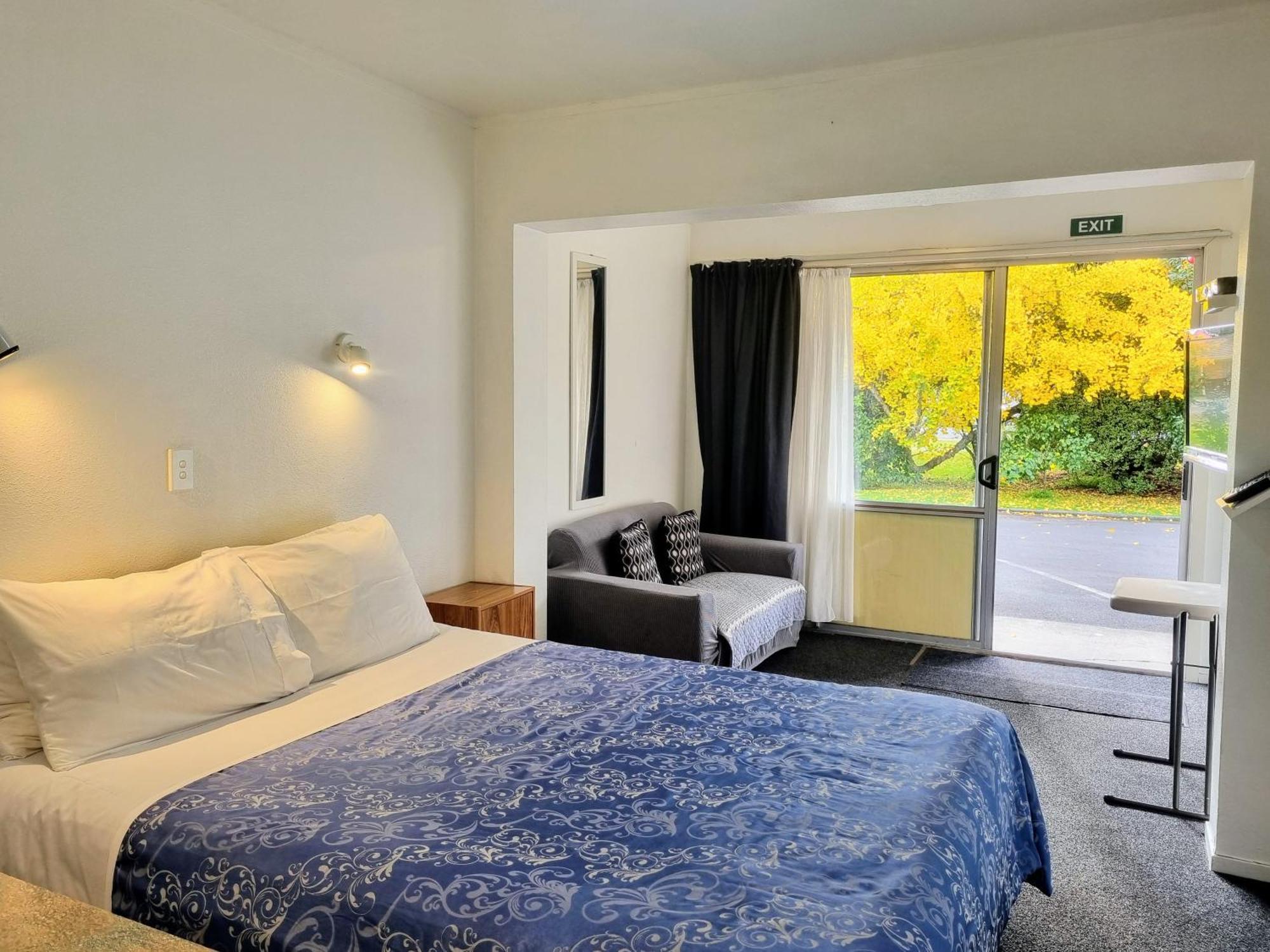 Cambrian Lodge Motel ケンブリッジ エクステリア 写真